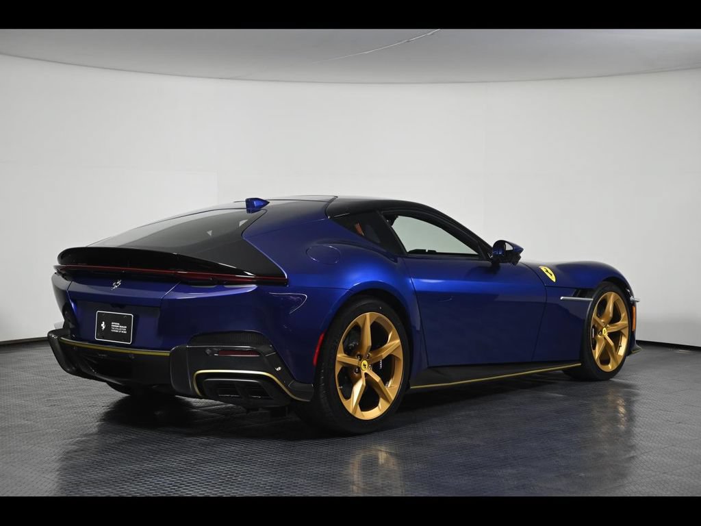 Certified 2025 Ferrari 12Cilindri RWD image 9