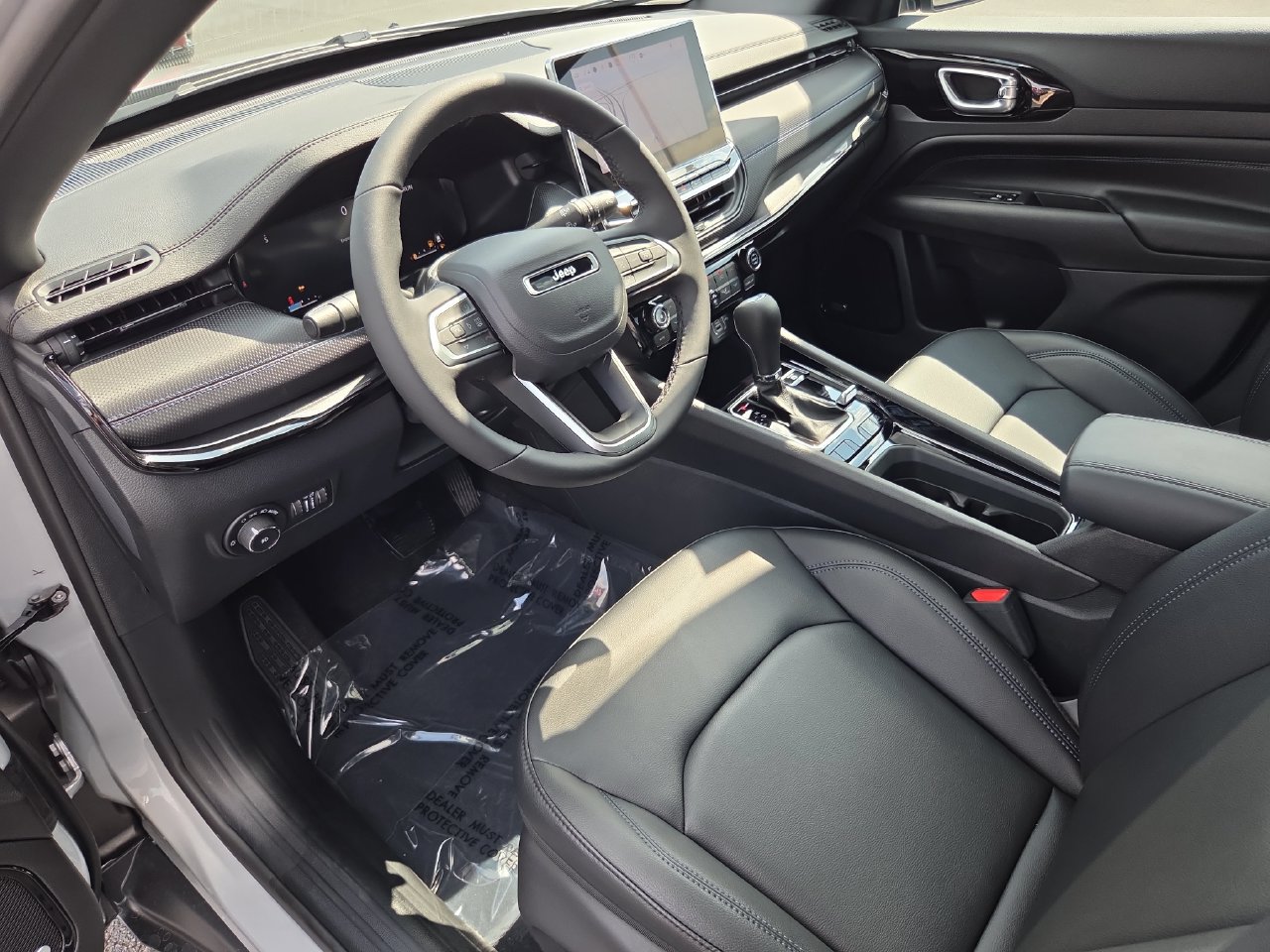 New 2026 Jeep Compass Limited w/ Sun, Sound & Navigation Group AWD/4WD image 18