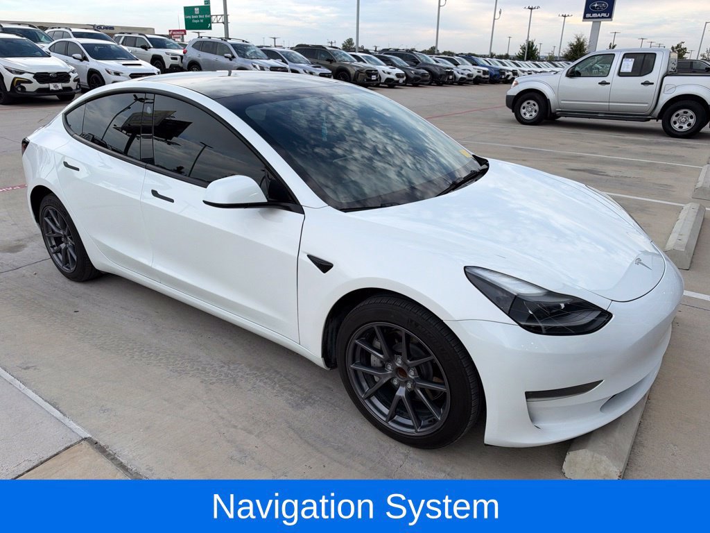 Used 2023 Tesla Model 3 Standard Range RWD image 2