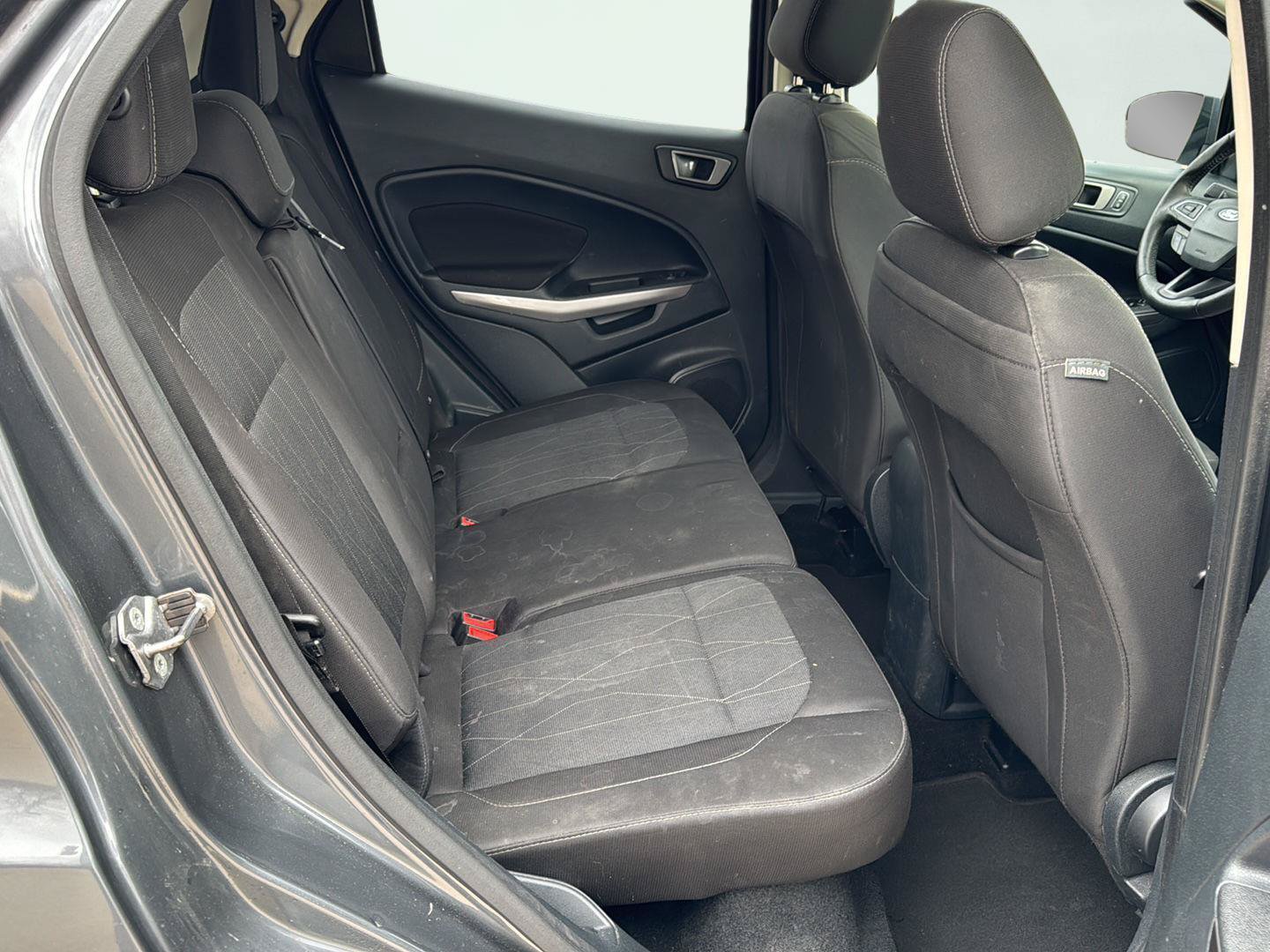 Used 2020 Ford EcoSport SE FWD image 25
