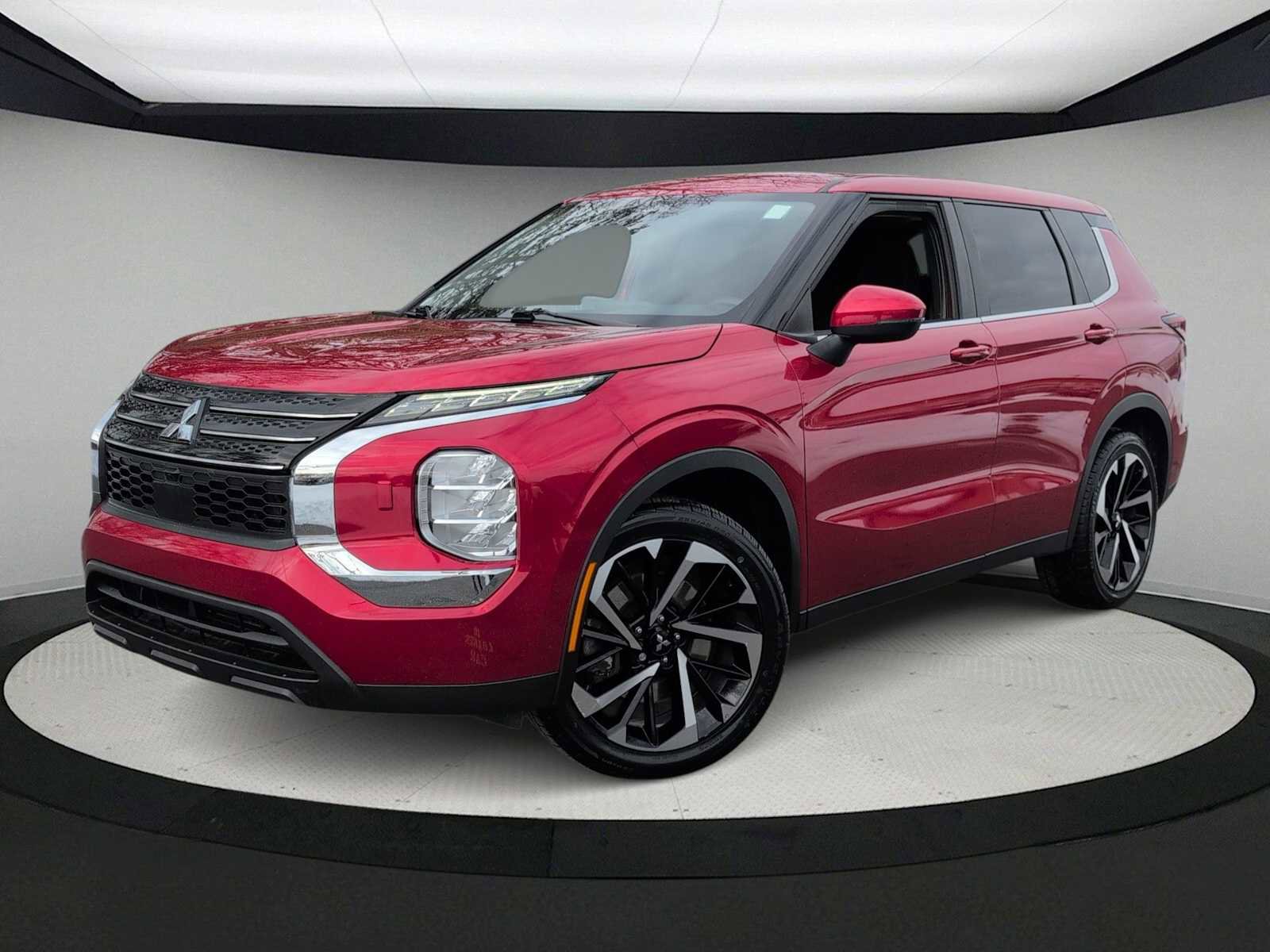 Used 2022 Mitsubishi Outlander ES