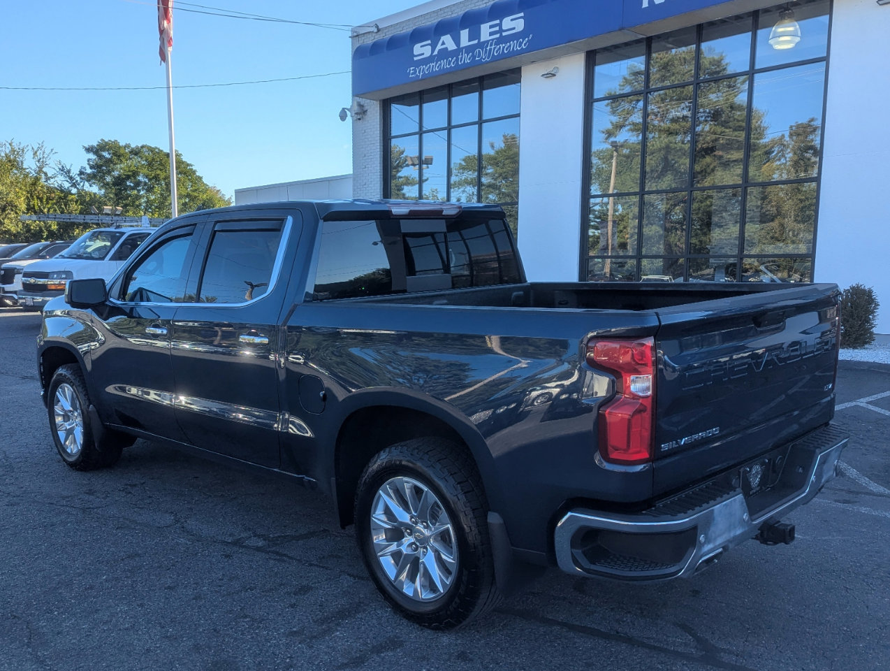 Used 2021 Chevrolet Silverado 1500 LTZ w/ Z71 Off-Road Package image 11
