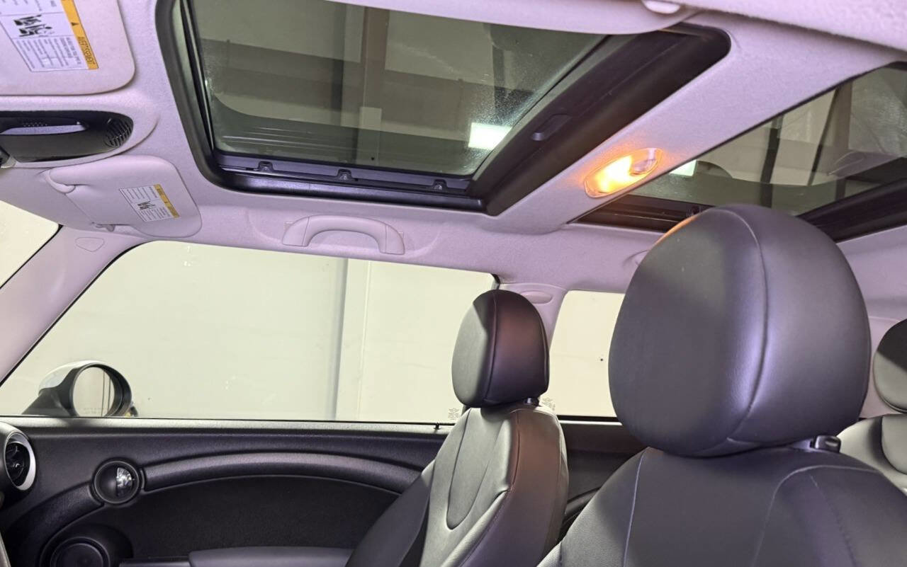 Used 2012 MINI Cooper Hardtop image 19