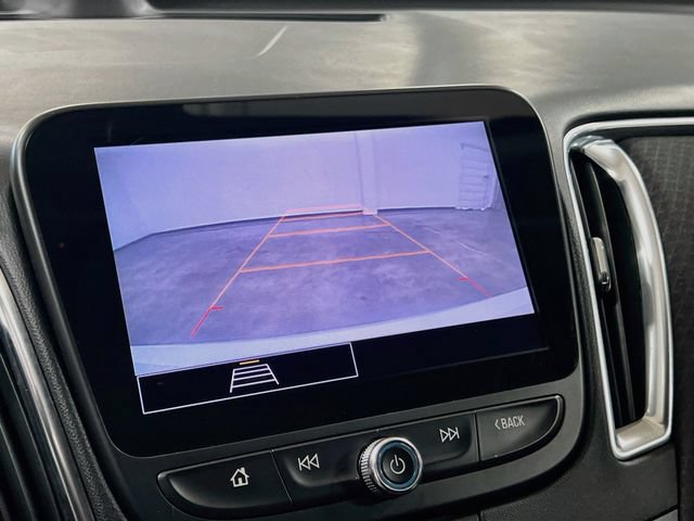 Used 2021 Chevrolet Malibu LT FWD image 13
