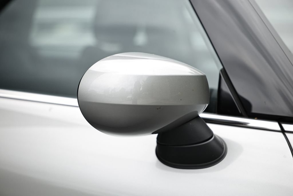 Used 2024 MINI Cooper 2-Door Hardtop FWD image 6