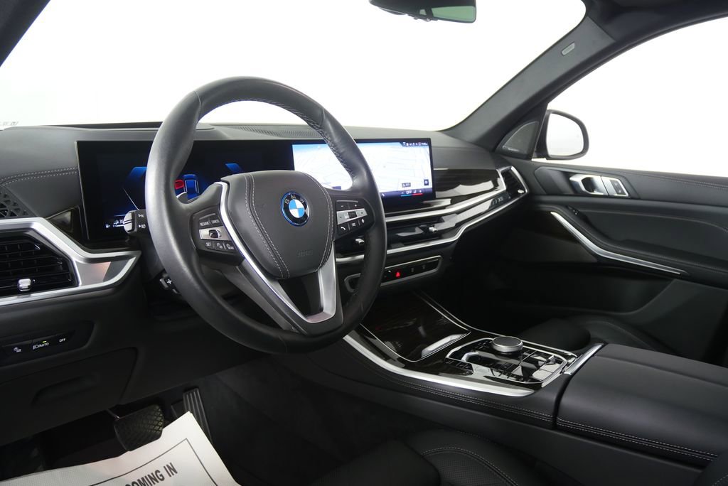 Used 2026 BMW X5 xDrive50e AWD/4WD image 12