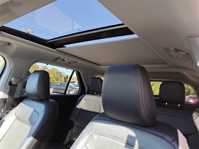 Used 2023 Ford Explorer Limited w/ Limited Technology Package image 25
