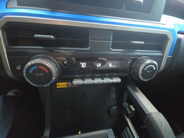 Certified 2025 Toyota Tacoma TRD Off-Road image 23