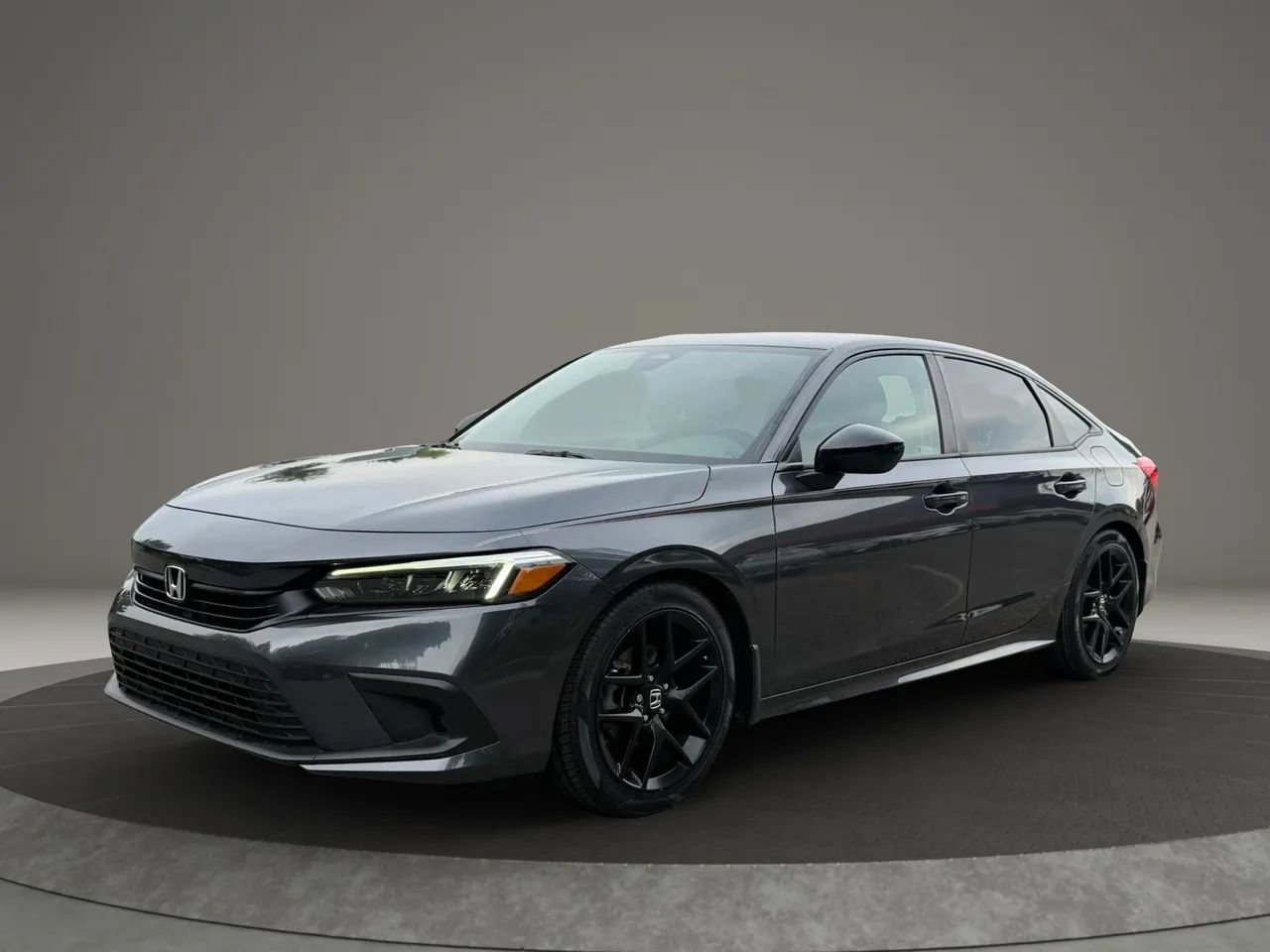 Used 2023 Honda Civic Sport image 1