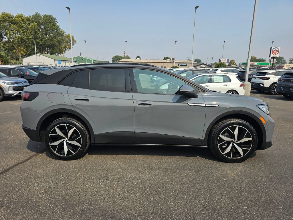 Certified 2023 Volkswagen ID.4 Pro S AWD/4WD image 7