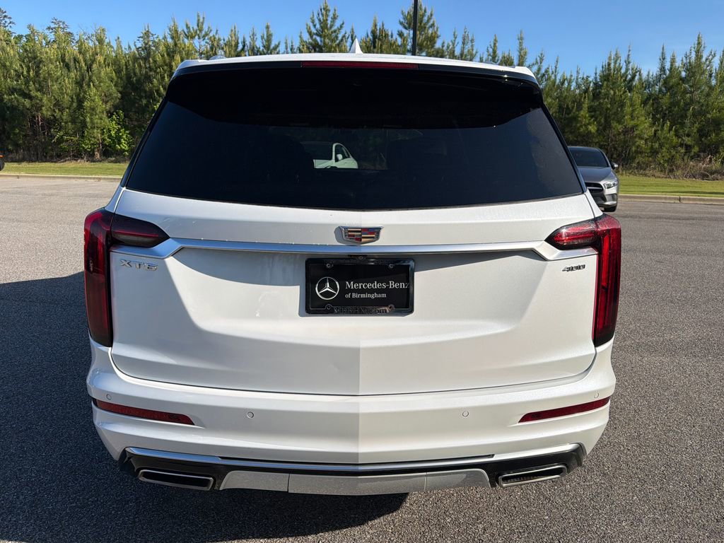 Used 2024 Cadillac XT6 Premium Luxury image 11