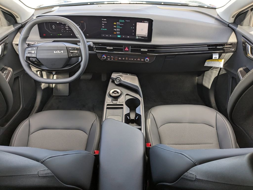 New 2025 Kia EV6 Light w/ Light LR Technology Package RWD image 17