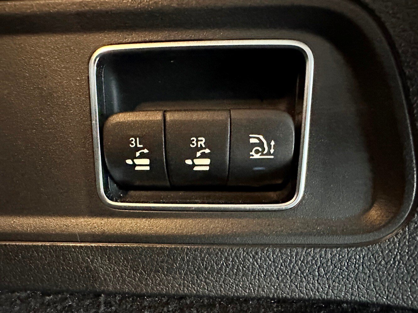 Certified 2023 Mercedes-Benz GLS 450 4MATIC image 41