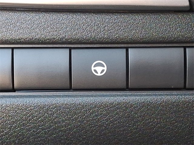 Used 2023 Nissan Rogue SV image 22