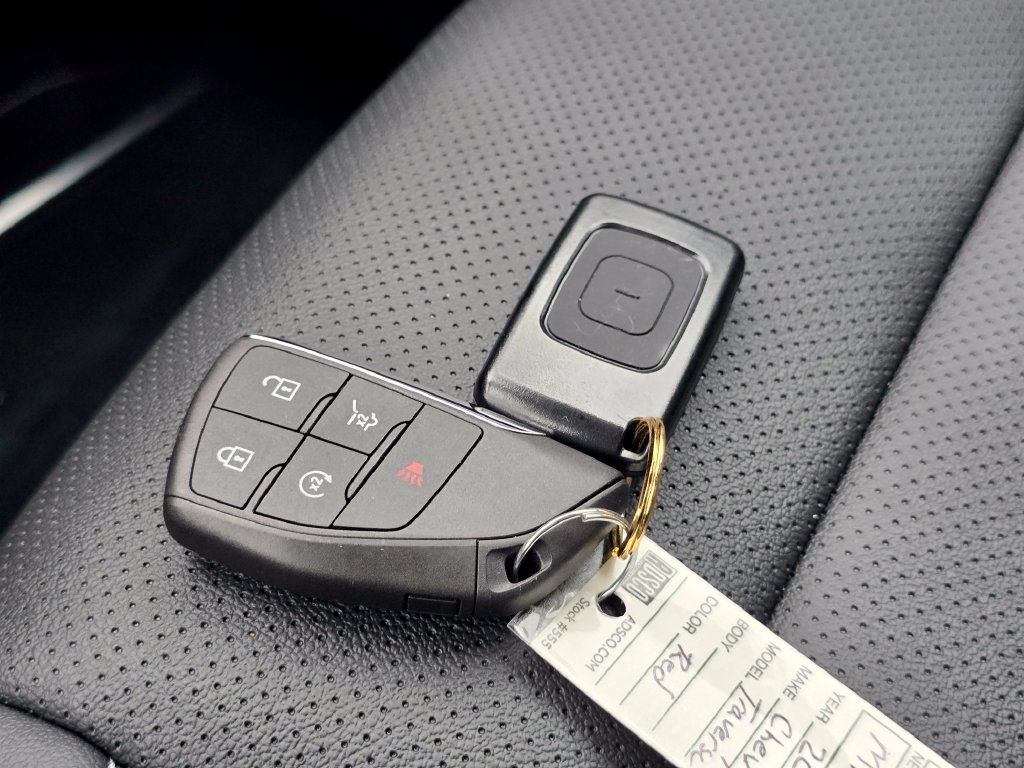 Used 2026 Chevrolet Traverse LT FWD image 42
