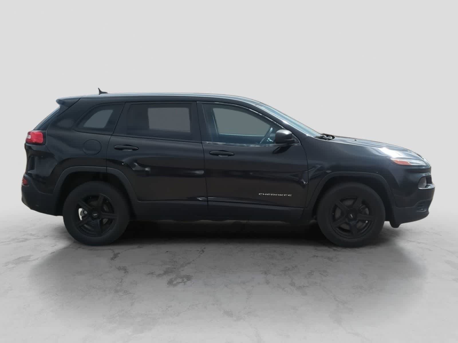 Used 2014 Jeep Cherokee Sport FWD image 9