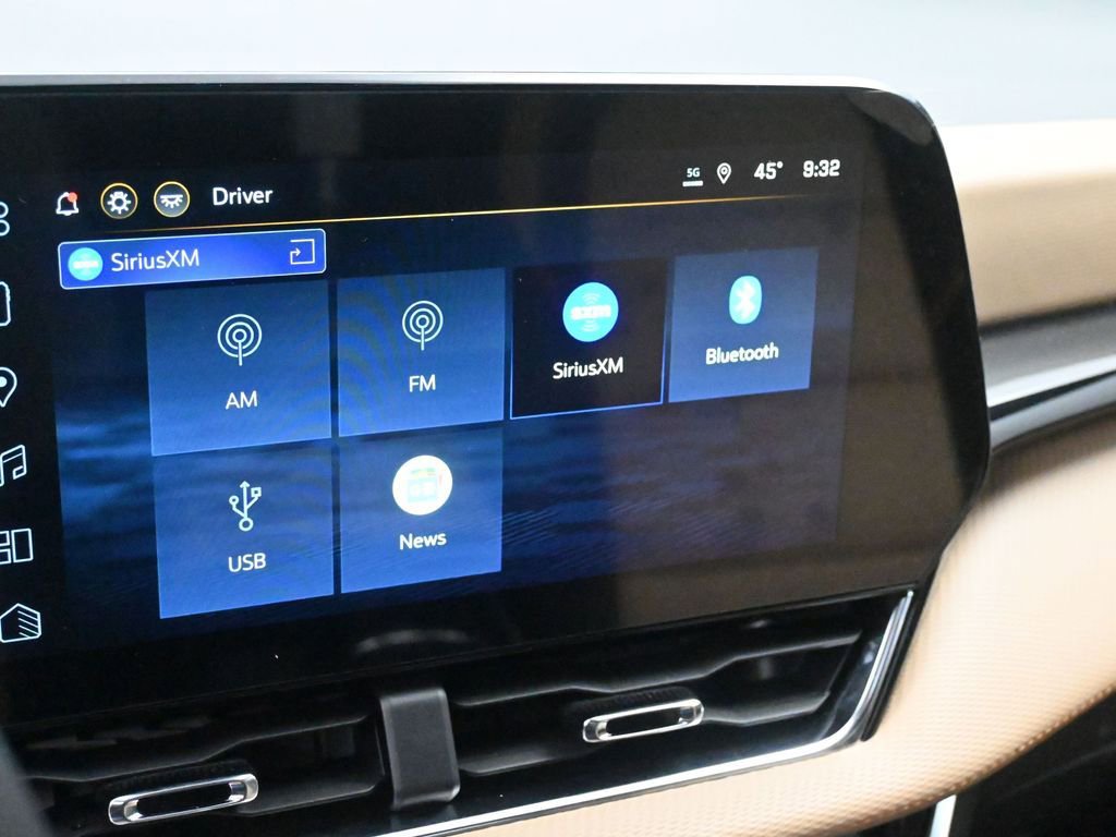 New 2026 Chevrolet Equinox ACTIV w/ Convenience Package III image 24