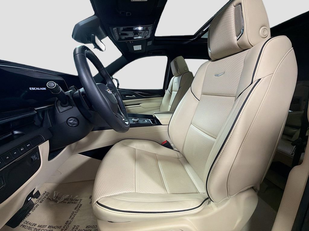 Used 2024 Cadillac Escalade Premium Luxury image 21