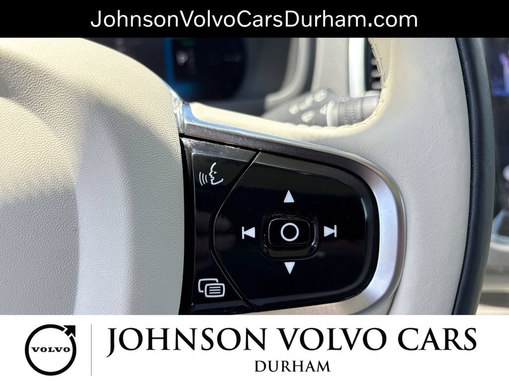 Used 2023 Volvo XC90 T8 Plus AWD/4WD image 18