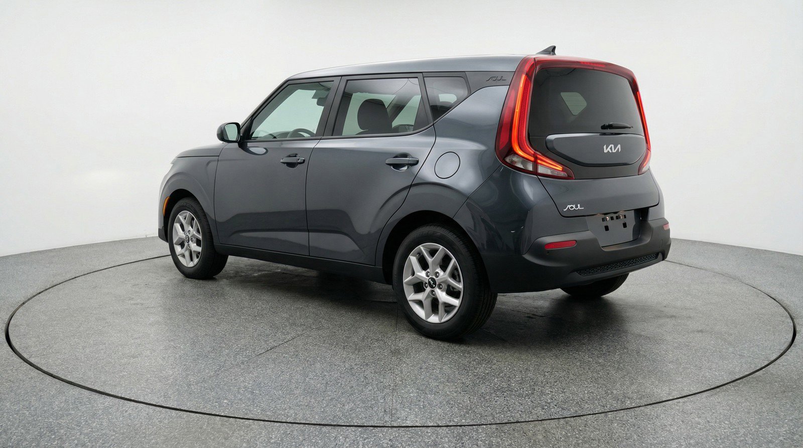 Used 2025 Kia Soul LX w/ LX Technology Package image 6