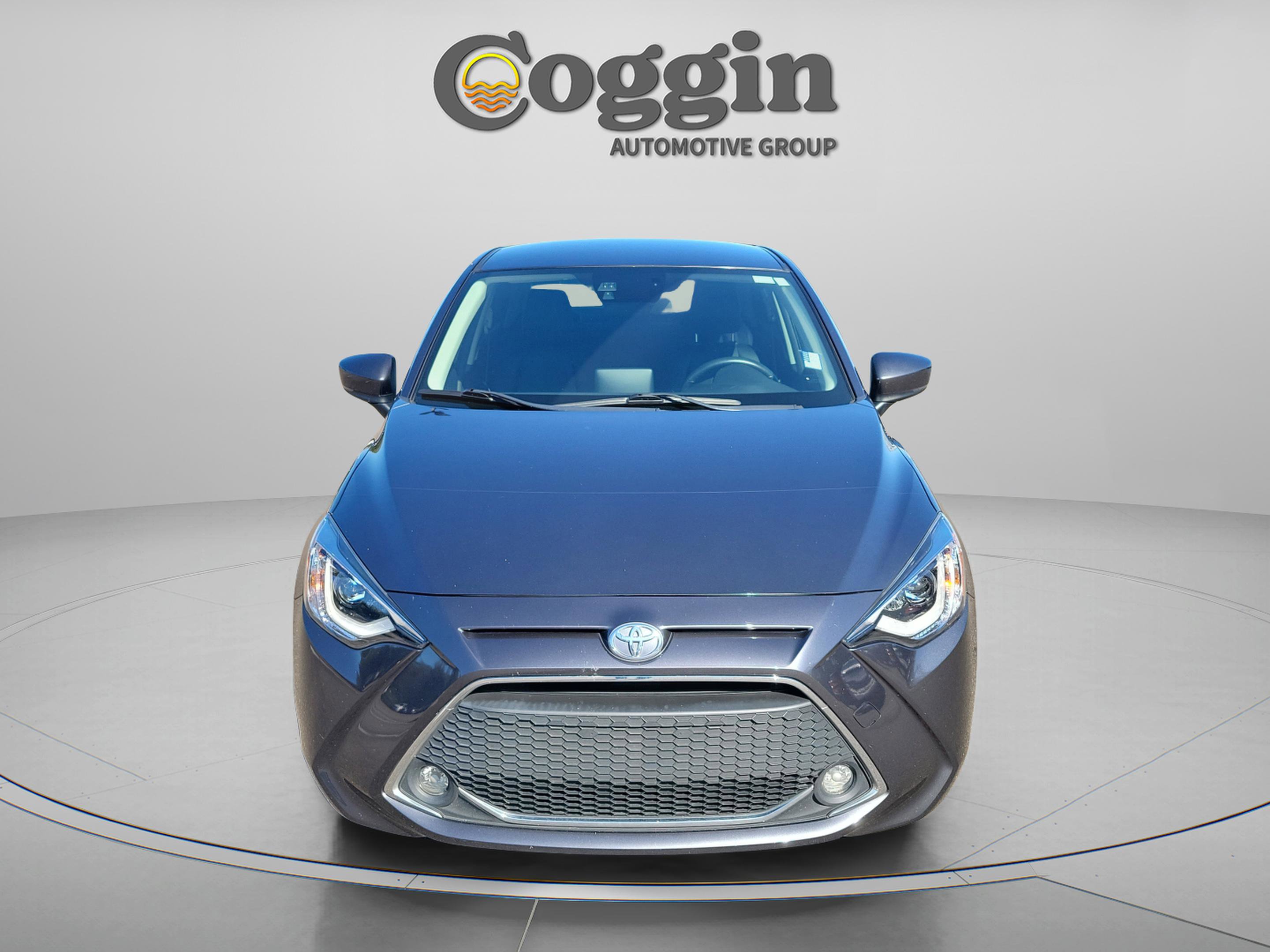 Used 2019 Toyota Yaris XLE image 5