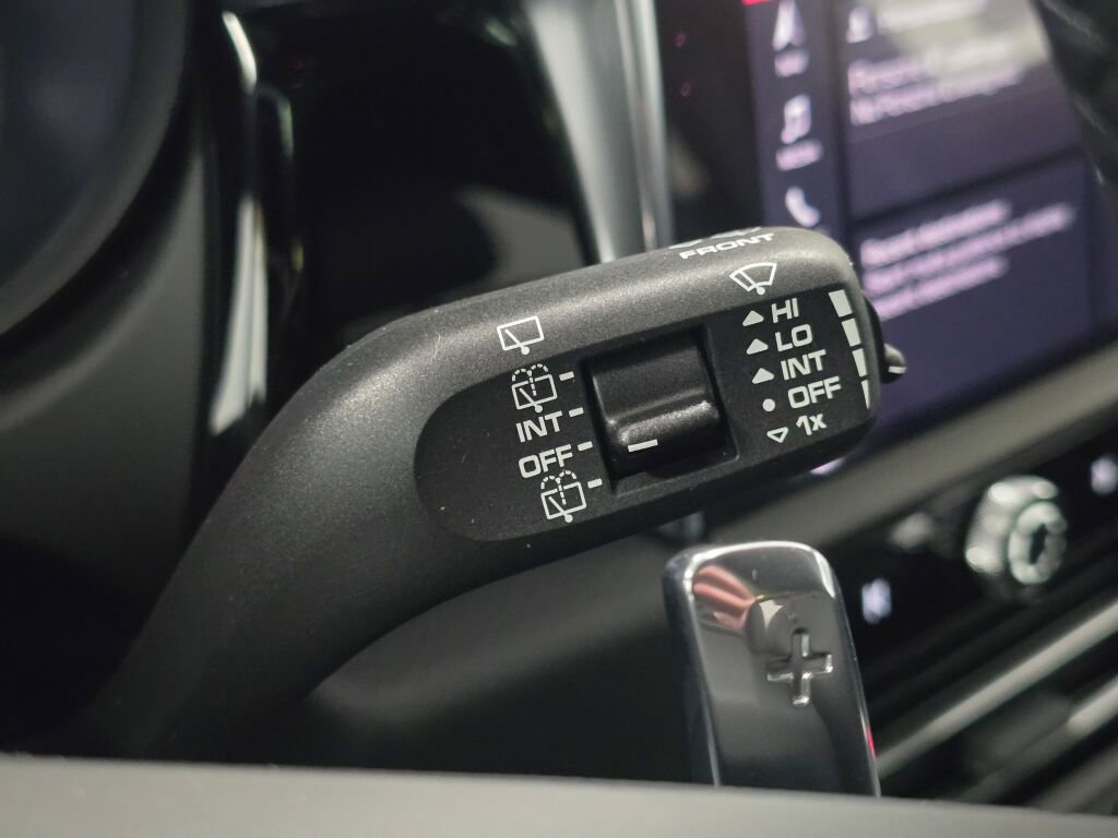 New 2026 Porsche Macan S image 40