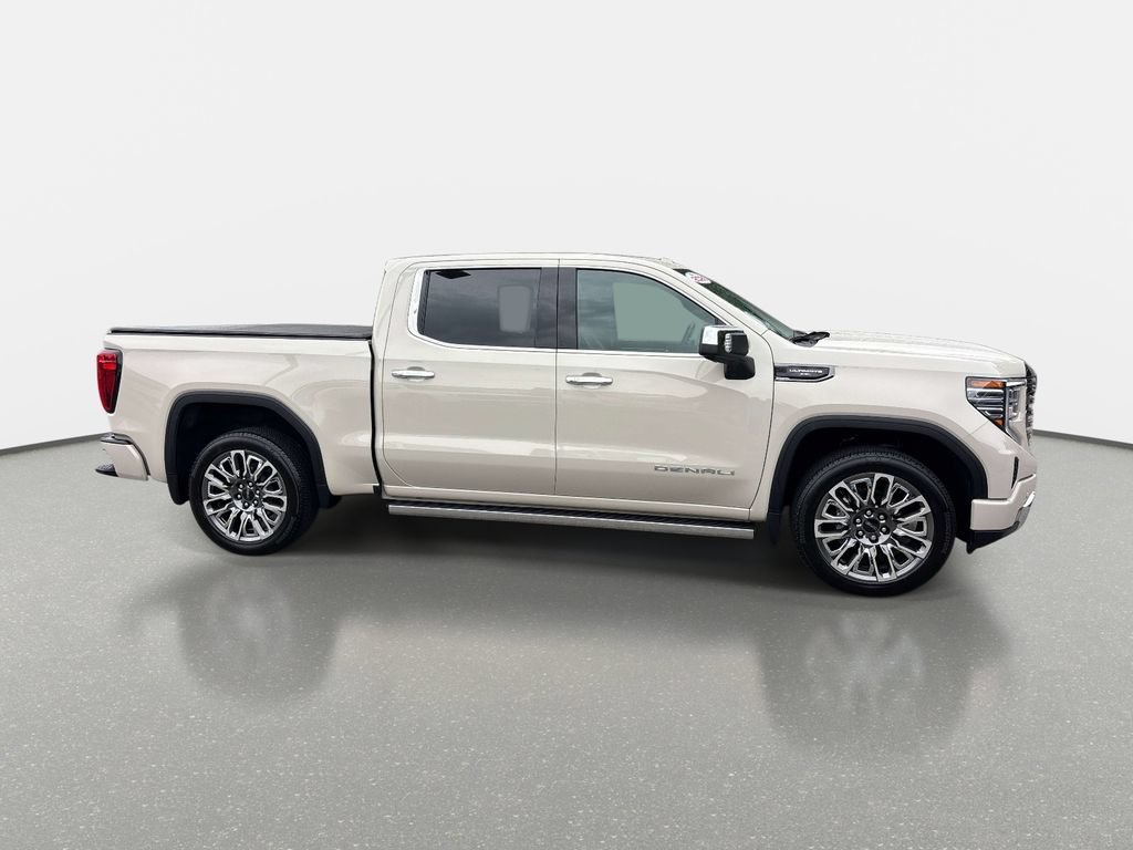 Used 2026 GMC Sierra 1500 Denali Ultimate AWD/4WD image 3