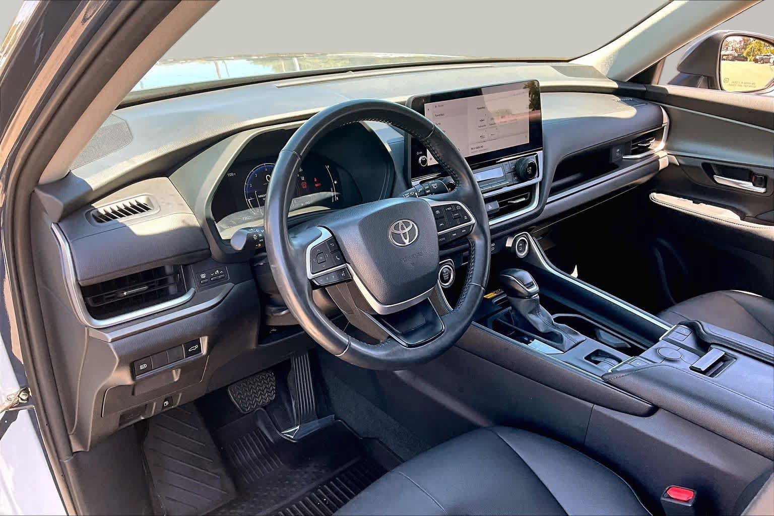 Certified 2024 Toyota Grand Highlander AWD image 17