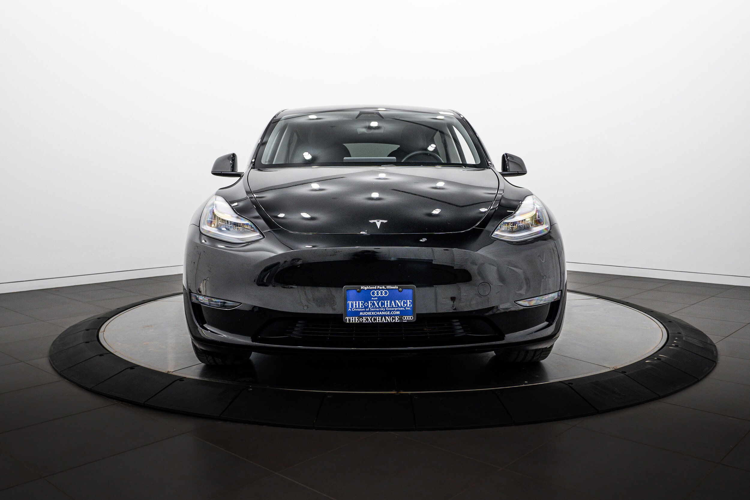 Used 2021 Tesla Model Y Long Range AWD/4WD image 22