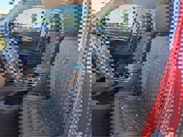 Used 2022 Buick Envision Avenir w/ Technology Package II image 22