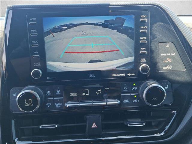 Used 2022 Toyota Highlander XSE FWD image 13