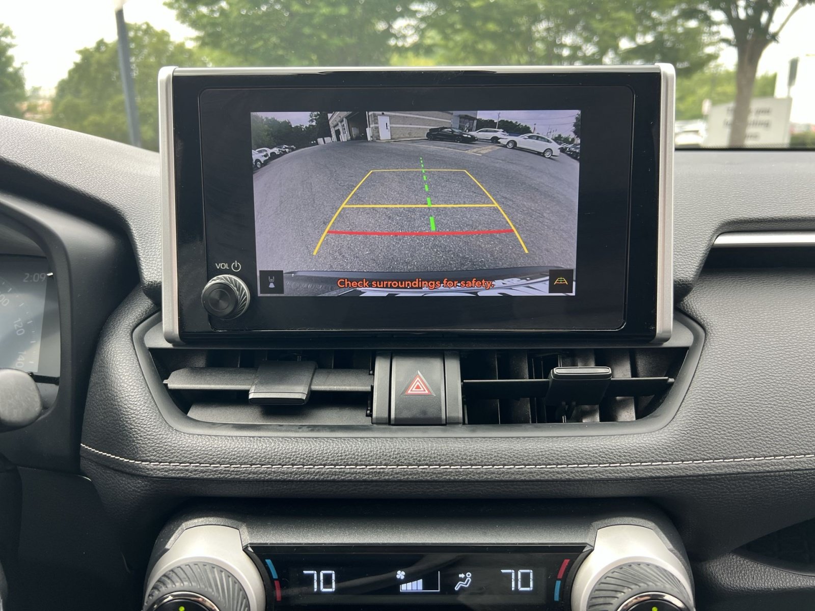 Used 2023 Toyota RAV4 LE AWD/4WD image 18