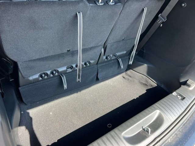 New 2026 Chrysler Pacifica Select FWD image 39