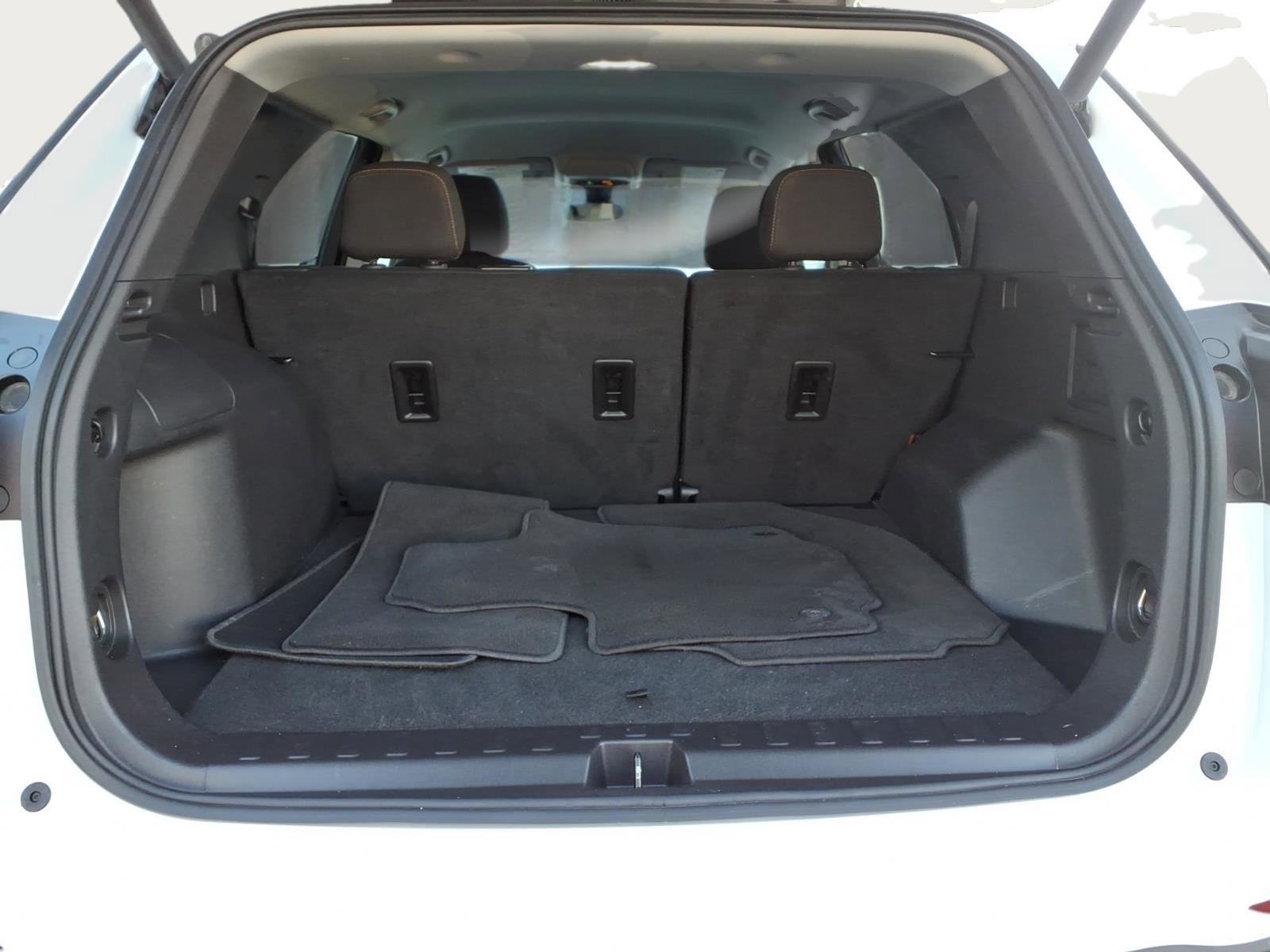 Used 2024 Chevrolet Equinox LT image 15