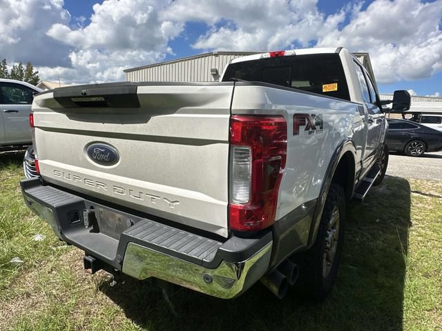 Used 2017 Ford F250 Lariat w/ Lariat Ultimate Package AWD/4WD image 14