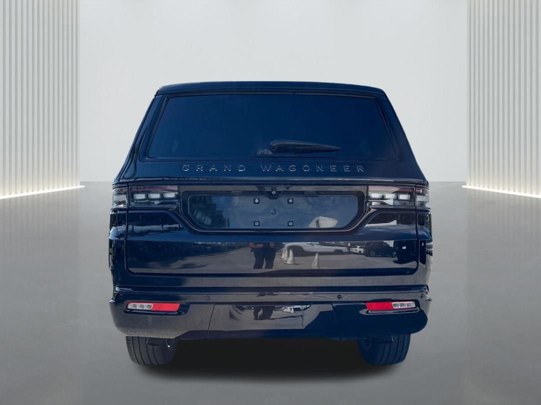 Used 2024 Jeep Grand Wagoneer Series III w/ Rear Seat Video Group 1 image 6