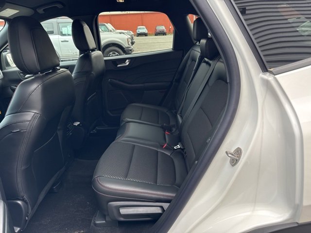 New 2025 Ford Escape ST-Line w/ Equipment Group 301A image 31
