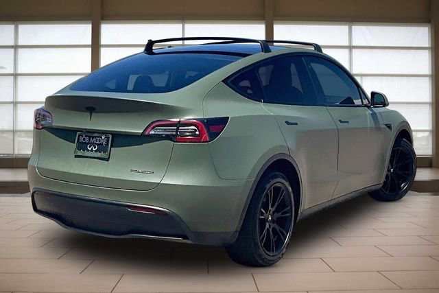 Used 2022 Tesla Model Y Long Range AWD/4WD image 2