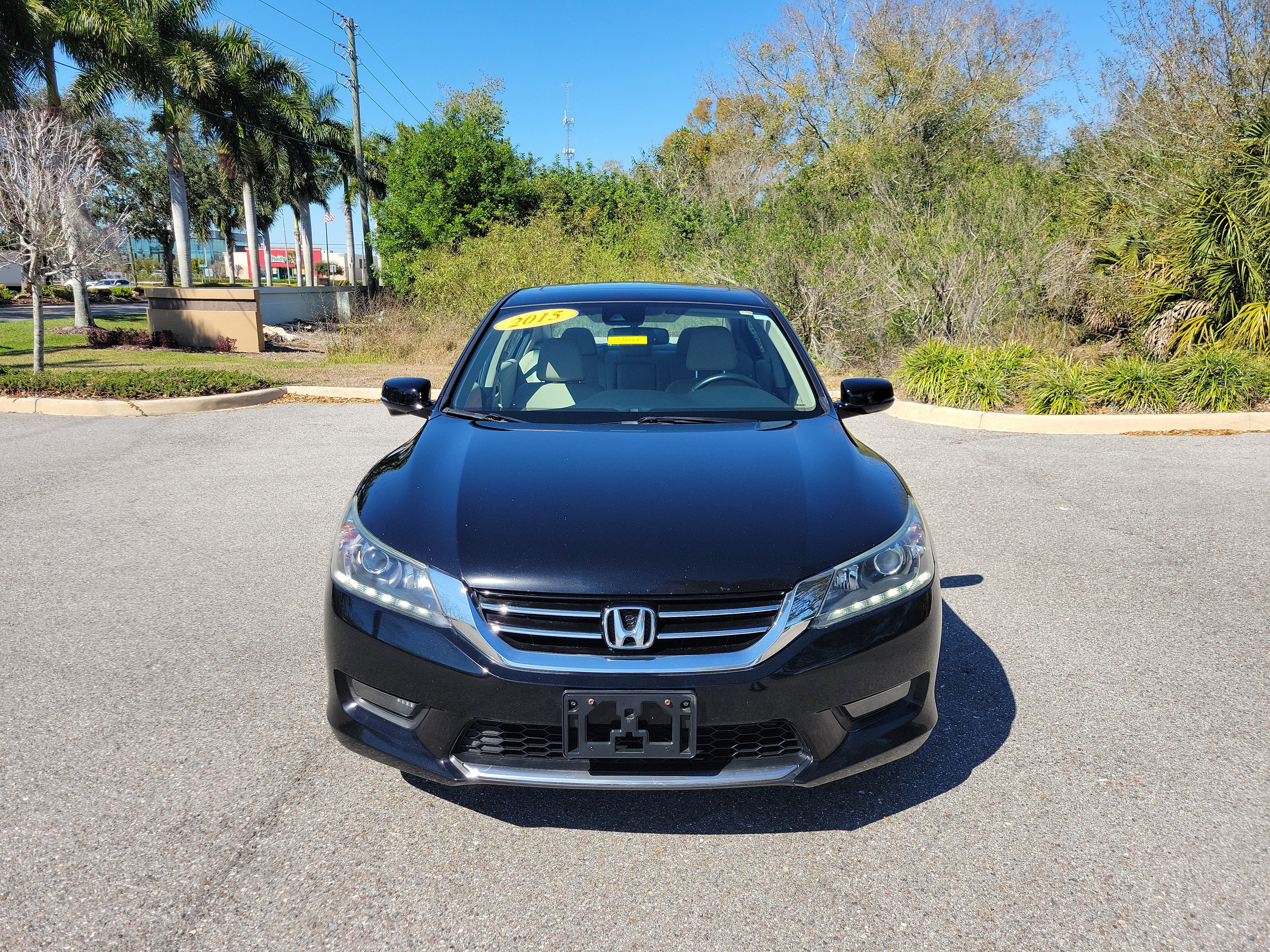 Used 2015 Honda Accord EX-L image 2