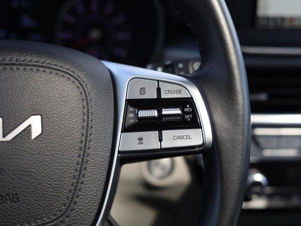 Used 2022 Kia Telluride S image 14