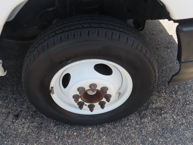Used 2024 Ford E-450 and Econoline 450 Super Duty RWD image 12