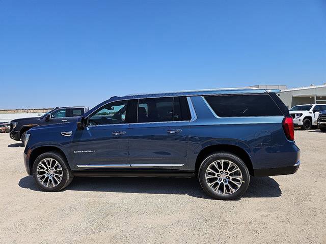 New 2025 GMC Yukon XL Denali w/ Sun & Power Step Package image 2