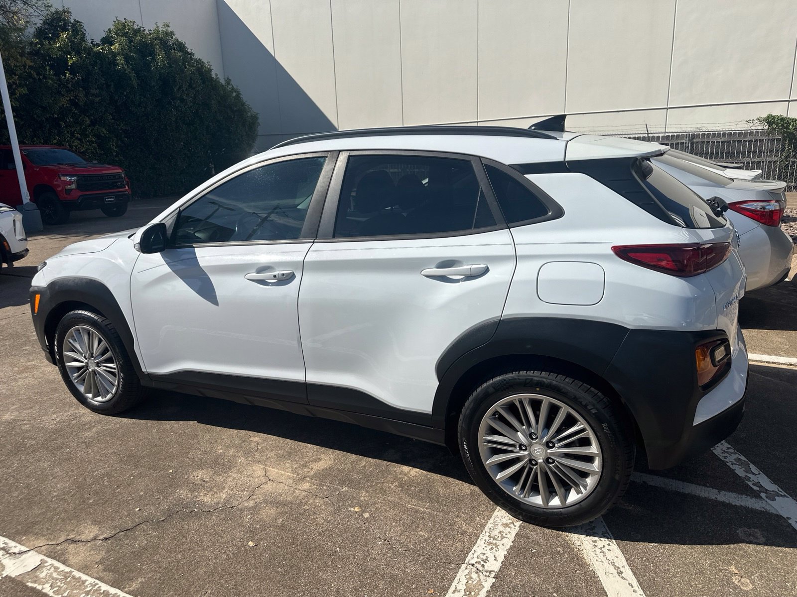 Used 2019 Hyundai Kona SEL w/ Cargo Package FWD image 4