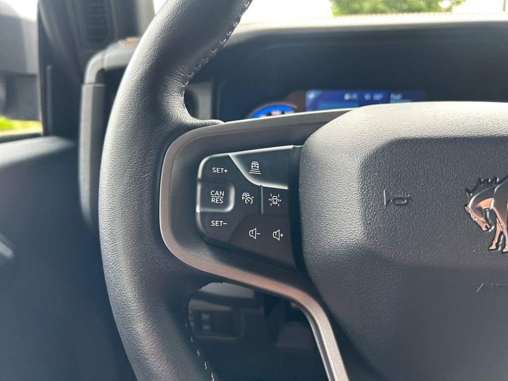 Used 2024 Ford Bronco Badlands image 17