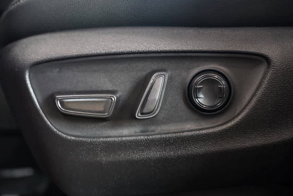 New 2025 Toyota Grand Highlander AWD Hybrid image 21