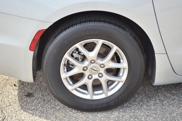 Used 2024 Chrysler Pacifica Touring-L image 11