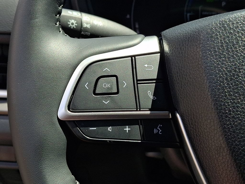 Used 2026 Toyota Grand Highlander AWD image 22
