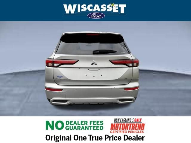 Used 2024 Mitsubishi Outlander SE image 29