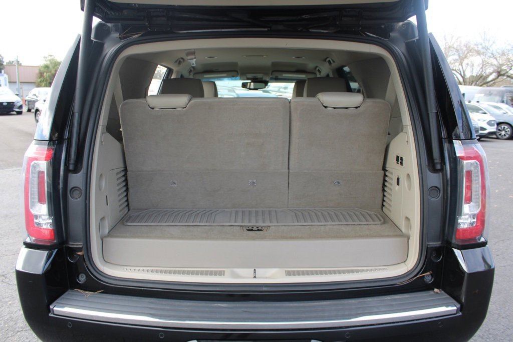 Used 2018 GMC Yukon Denali image 52