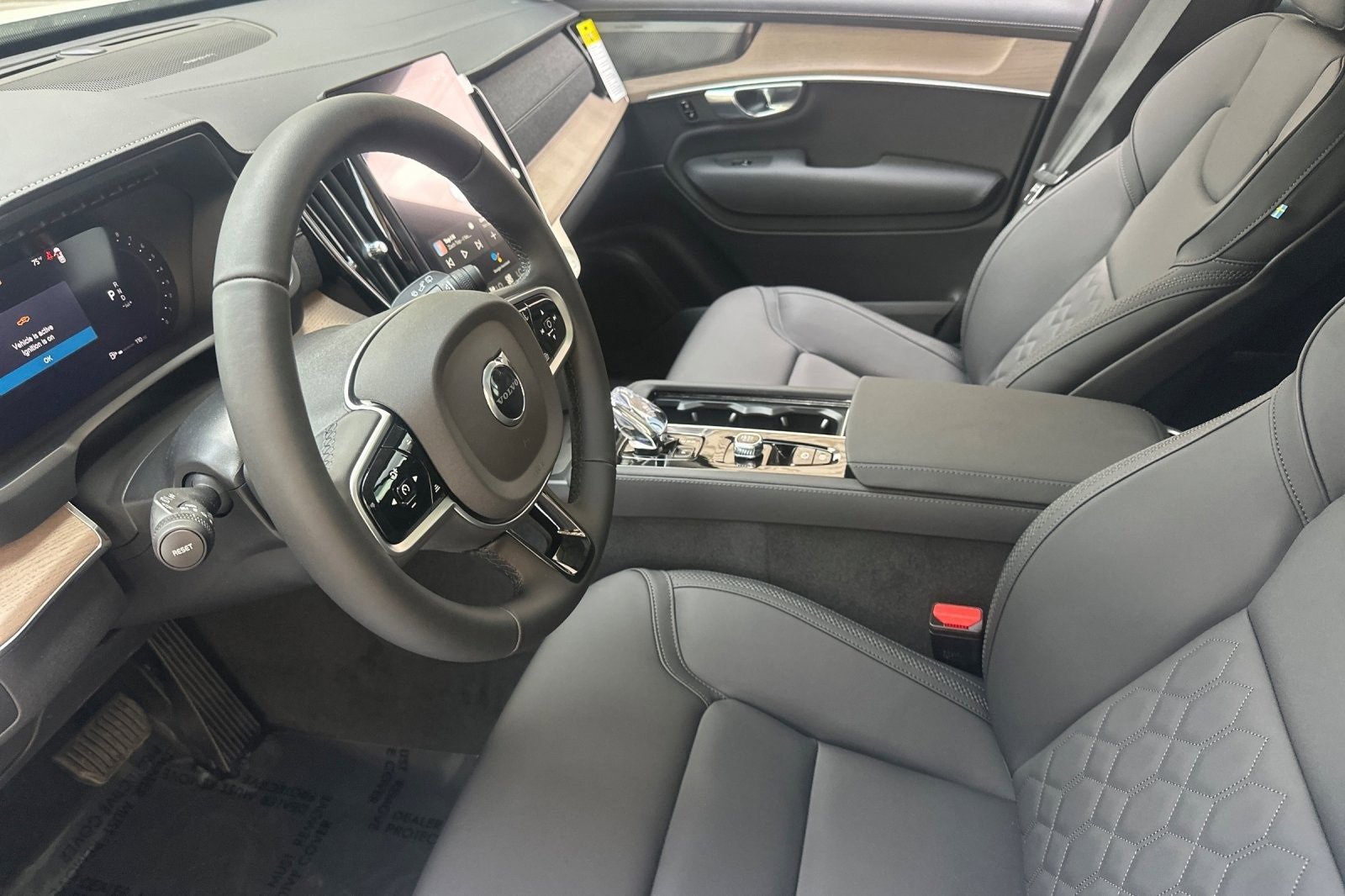 New 2026 Volvo XC90 B5 Plus image 13